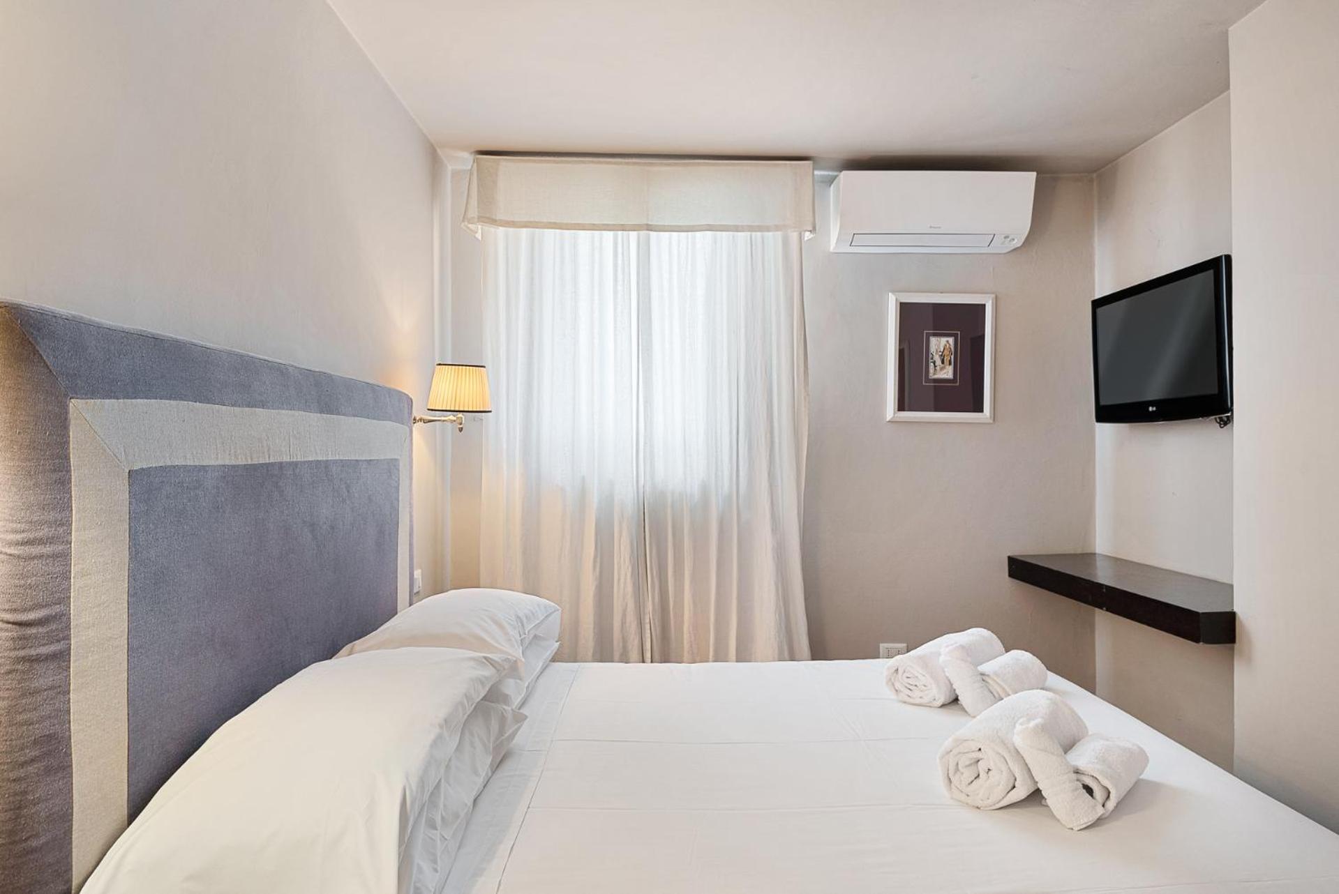 Tornabuoni Living - Luxury Apartments Collection Флоренция Экстерьер фото